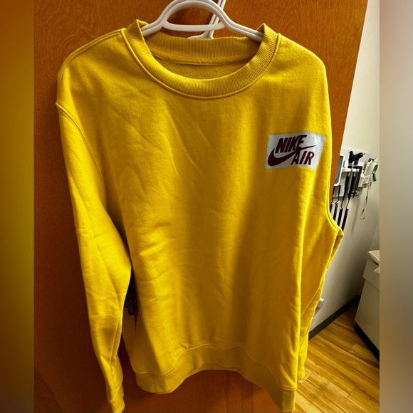 Air Jordan Men’s custom crewneck sweatshirt - Picture 3 of 7